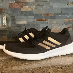 Women's sz 8 black w/rose gold Adidas tennis shoes. $40